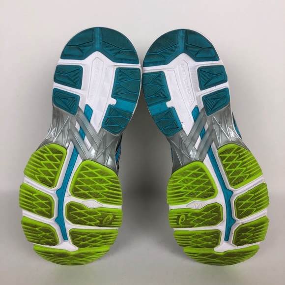 Asics GT 2000 4 Running Shoe - Picture 9 of 10